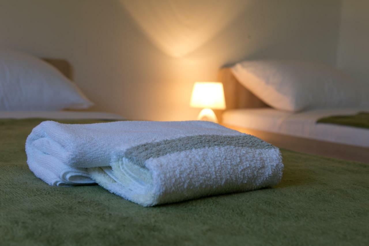 Apartman Lori Otočac Eksteriør billede